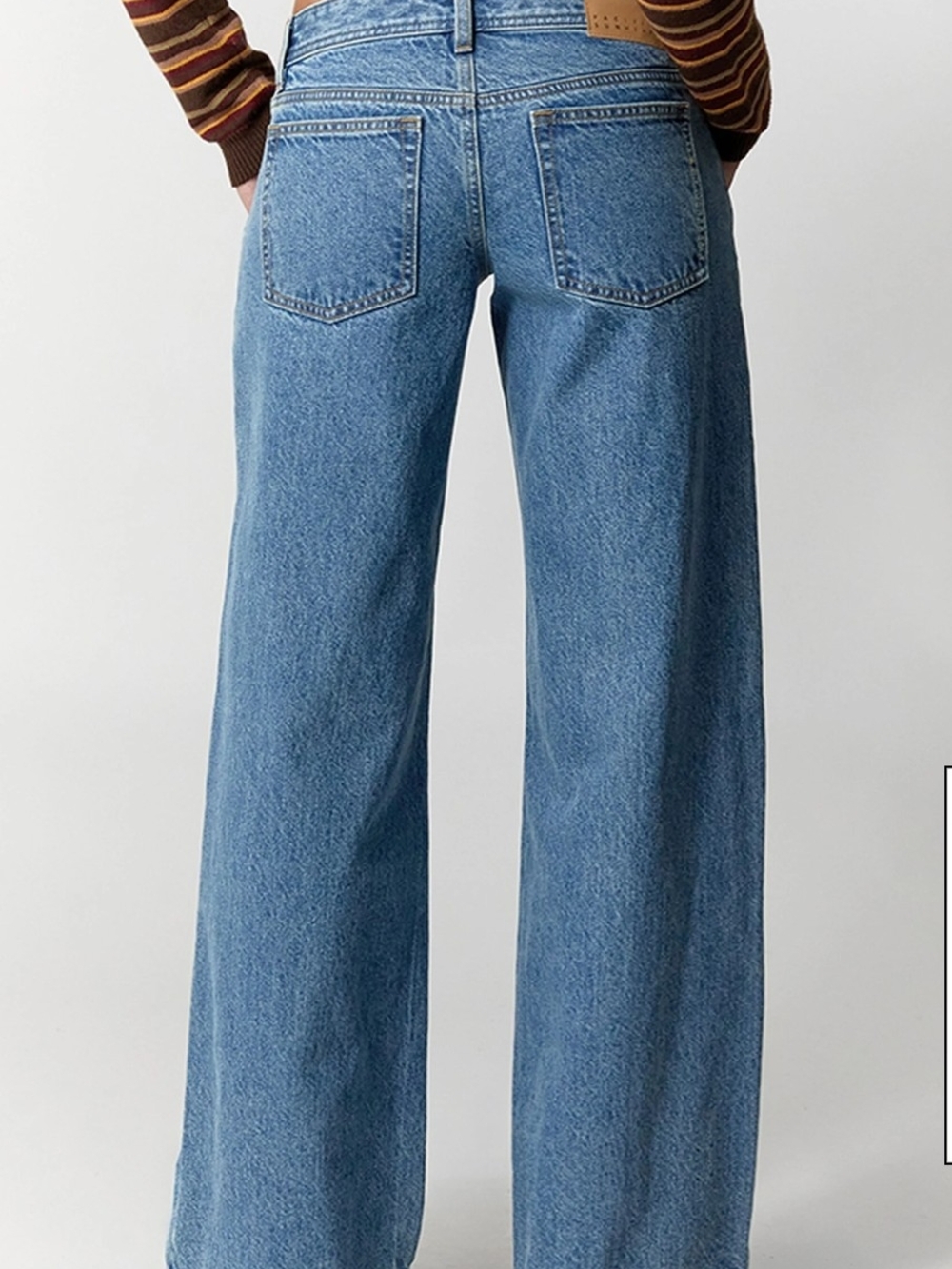 PacSun Women's Wide-Leg Jeans in Light Blue Denim - Picture 2 of 9
